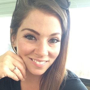 Meet your Posher, Acacia